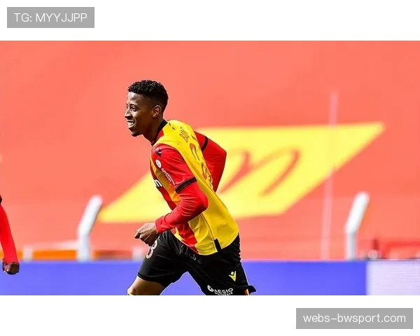 摩纳哥2-1马赛技术统计：射门6-14落后，射正3-9效率制胜